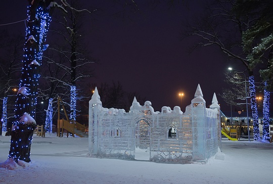 Ледяная крепость, Зима в парке, 