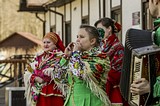 Празднование Пасхи в Одинцовском парке культуры, спорта и отдыха