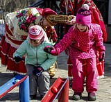 Празднование Пасхи в Одинцовском парке культуры, спорта и отдыха
