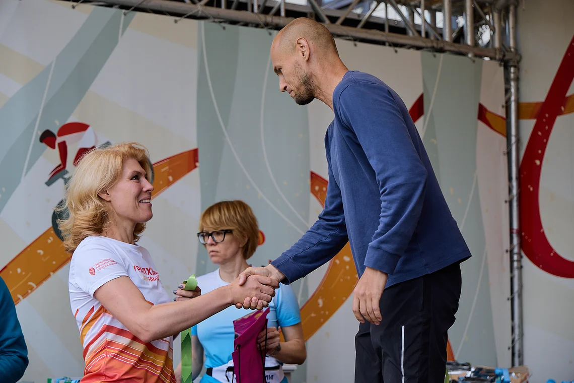 Гонка на лыжероллерах Repeat Race