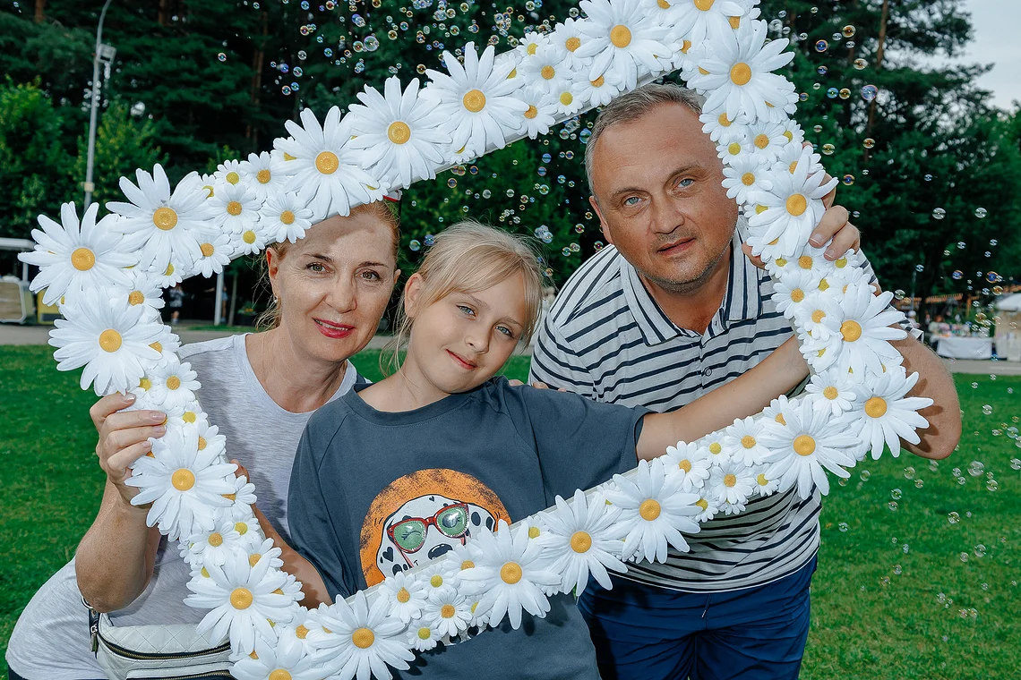58, Семья. Лето. Парк